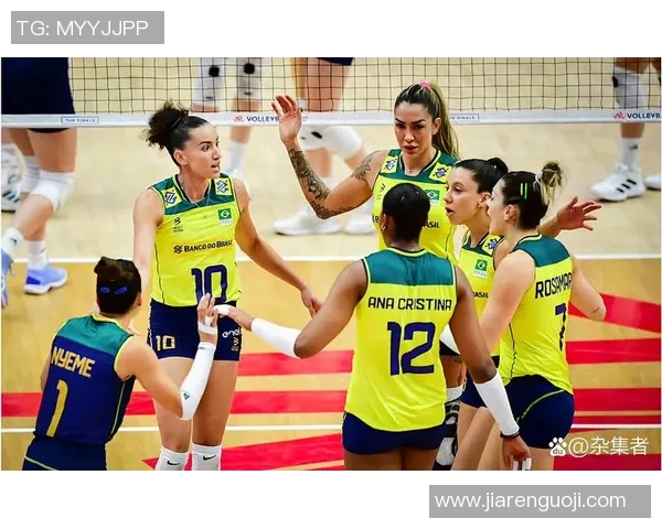 巴西女排与波兰女排激战正酣谁将赢得世界女排赛的荣耀之战